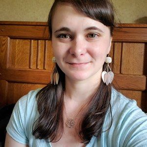 Meet your Posher, Hillary